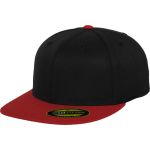 Kšiltovka 6 panelová Premium 210 Fitted Flexfit 6210/6210T black/red