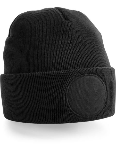 Čepice s kruhovou nášivkou