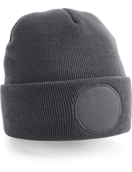 Čepice s kruhovou nášivkou