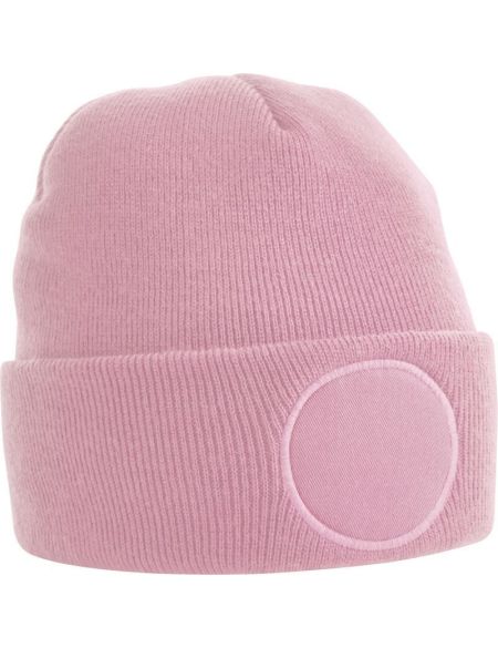 Čepice s kruhovou nášivkou